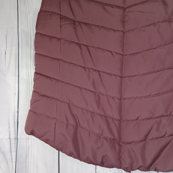 Aeropostale puffer vest - Picture 10 of 11